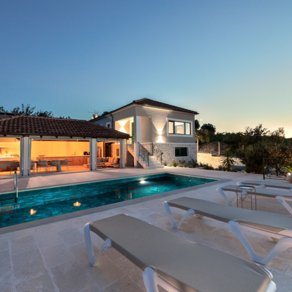 Vila Andrea, Vila Andrea Splitska